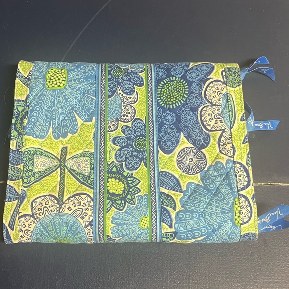 Vera Bradley Travel Jewelry Bag - Picture 8 of 8